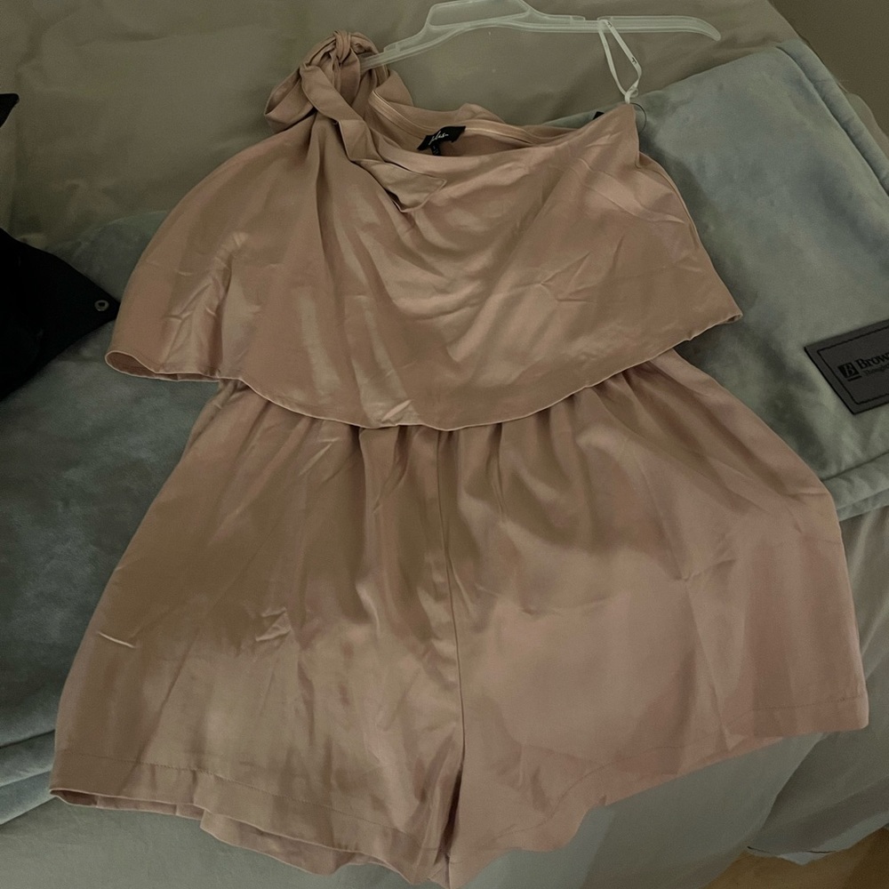 Dusty Rose one shoulder romper from Lulus. Never worn